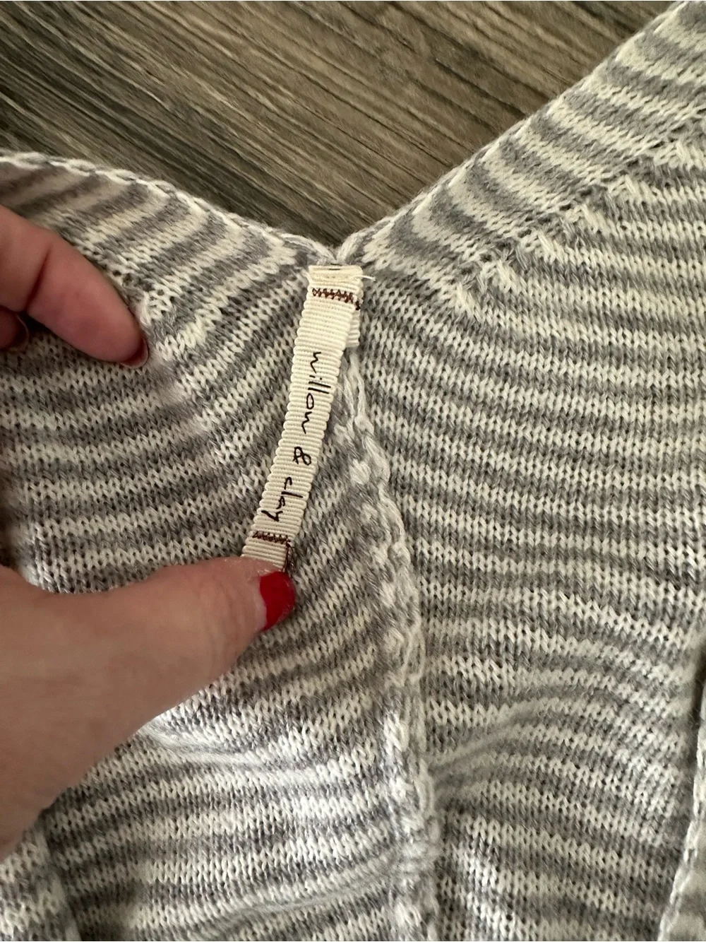 Willow & Clay Light Gray Striped Open-Front Cardigan - Picture 2 of 4